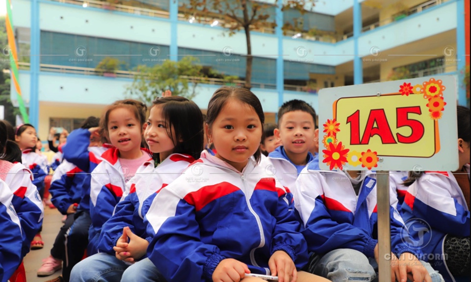 đồng phục học sinh cấp 1